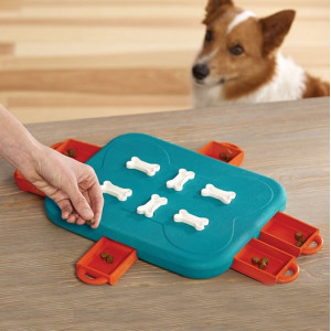 Nina Ottosson Casino - gra edukacyjna [67334] - All4Animals